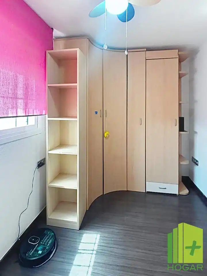Habitación de Ático de alquiler en Jaén con Aire acondicionado, Terraza y Amueblado
