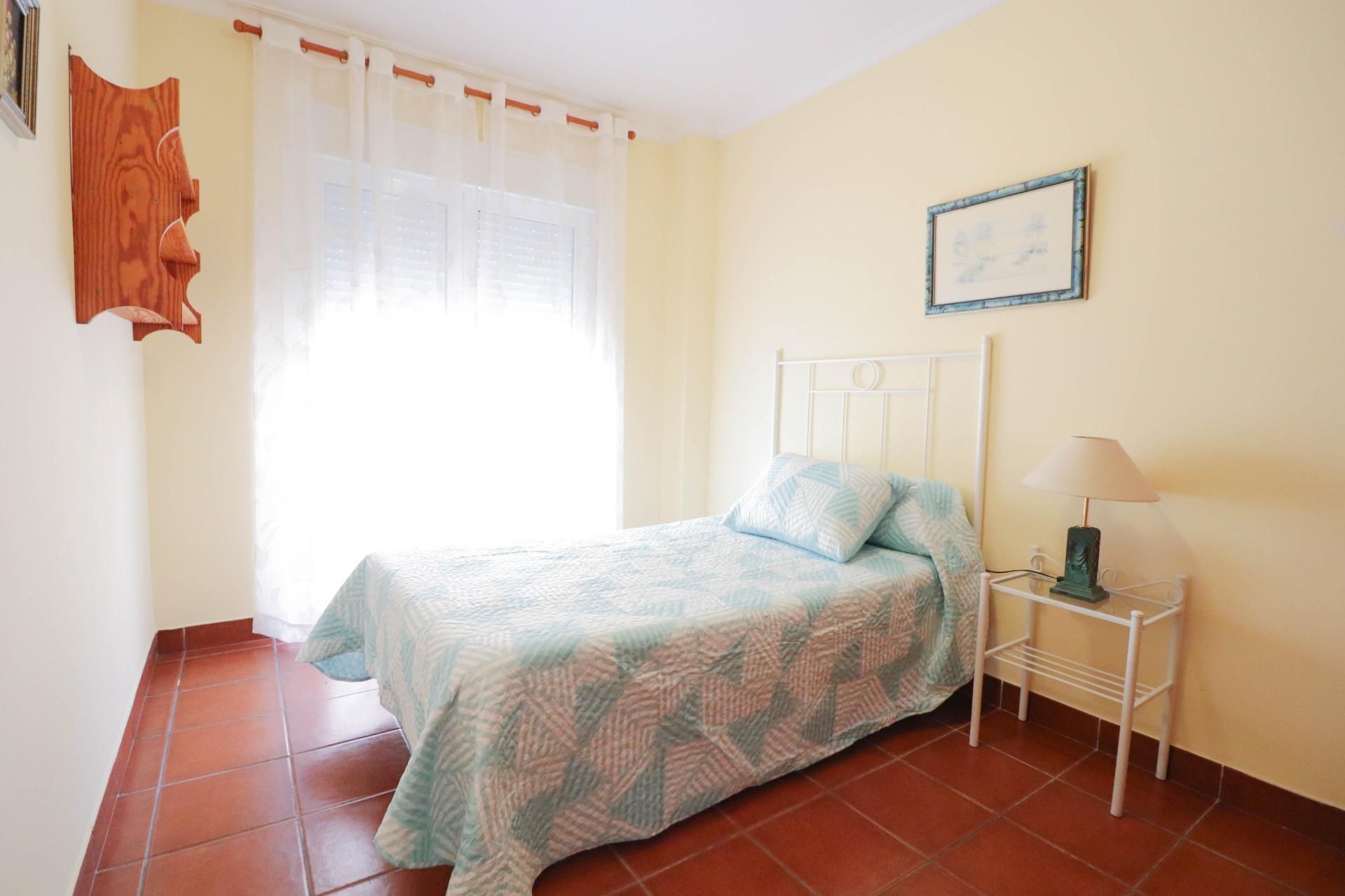 Bedroom of Flat to rent in  Almería Capital  with Air Conditioner