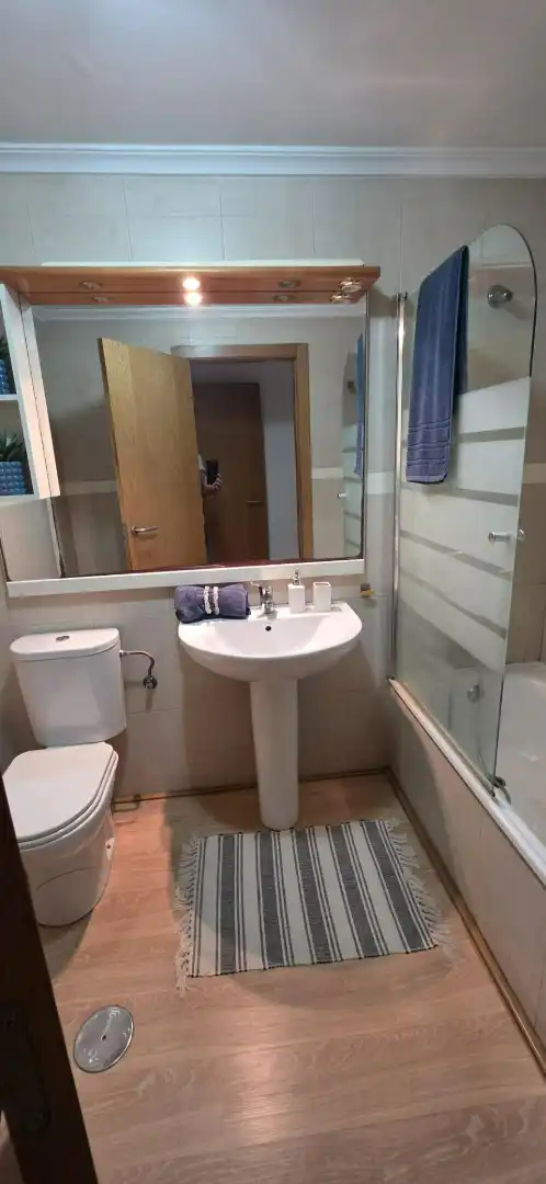 Bany de Pis en venda en Torrevieja amb Moblat