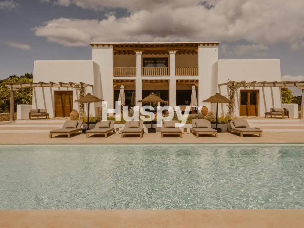 Casa con terraza en venta en Santa Gertrudis, imagen 2