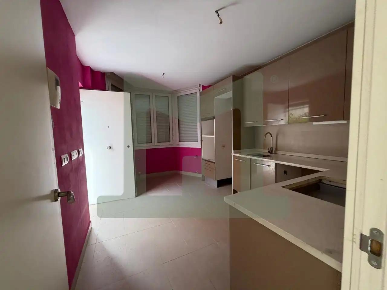 Cocina de Casa o chalet en venta en Madrid con Aire acondicionado, Jardín privado y Terraza