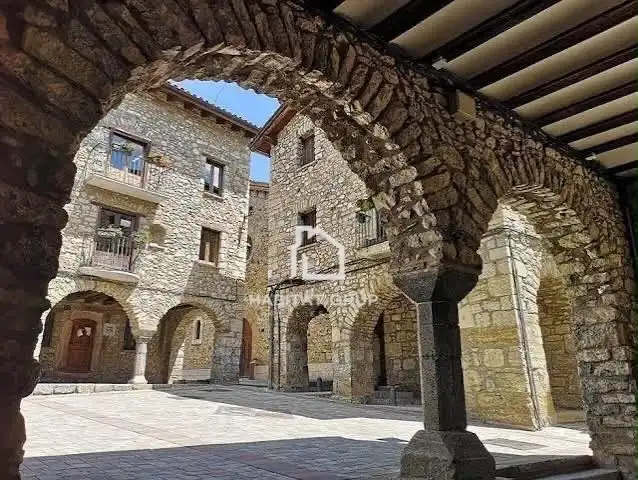 Pis amb ascensor en venda a Bellver de Cerdanya, imagen 5