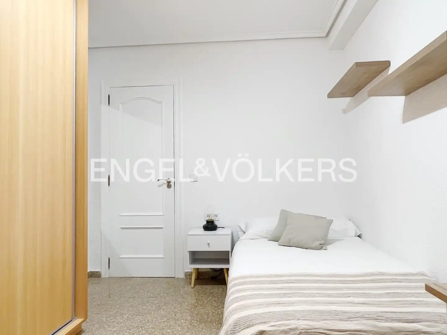 Habitación de Piso de alquiler en Valencia con Calefacción
