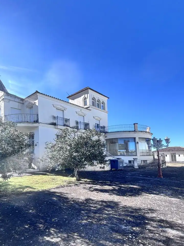 Vista exterior de Casa o chalet en venta en Cabra con Jardín privado, Terraza y Balcón