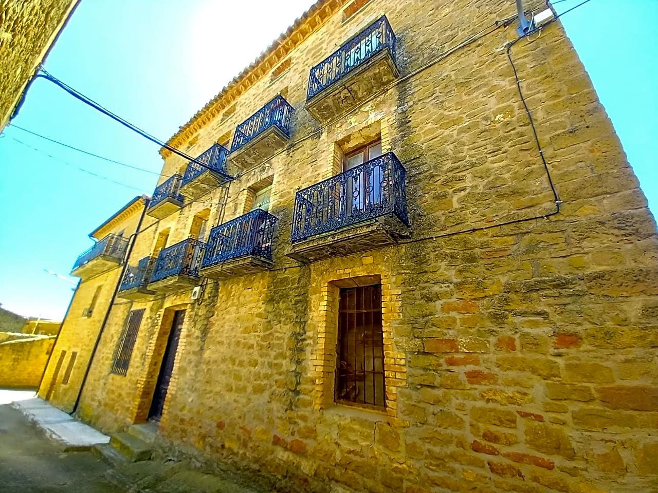 Exterior view of House or chalet for sale in Sos del Rey Católico  with Private garden and Balcony