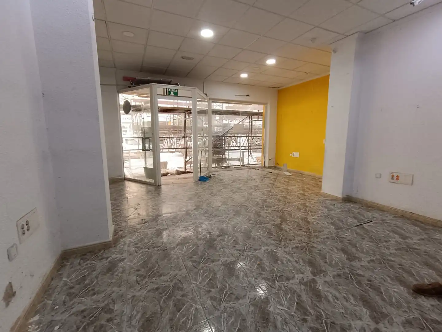 Local comercial en venda a Calle Jiménez de la Espada 30, imagen 4
