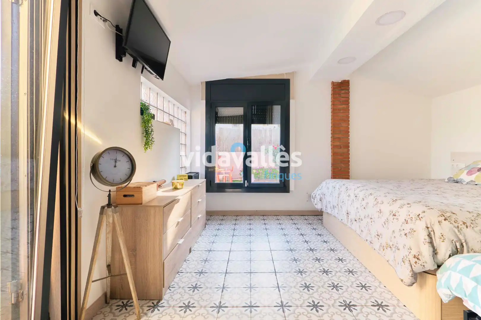 Habitación de Casa o chalet en venta en Llinars del Vallès con Aire acondicionado, Calefacción y Jardín privado