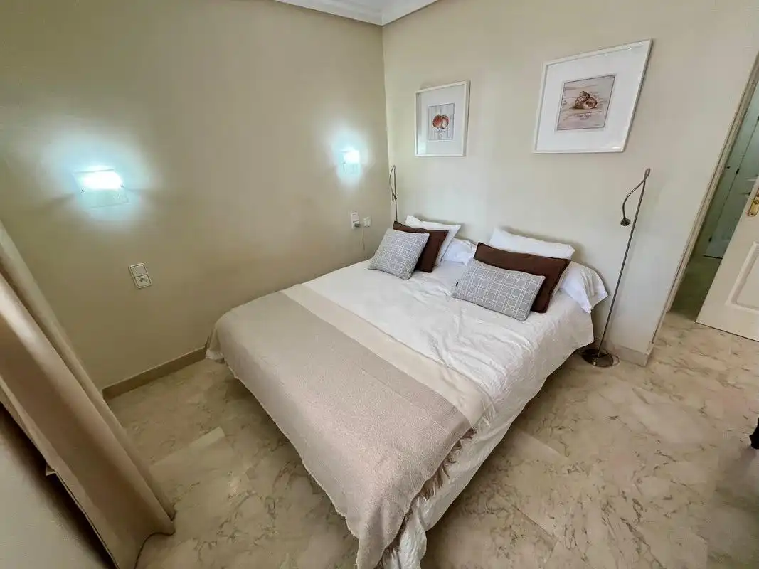 Habitación de Apartamento en venta en Almuñécar con Aire acondicionado, Terraza y Trastero