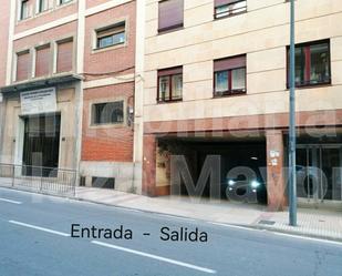 Vista exterior de Garatge en venda en Salamanca Capital amb Alarma