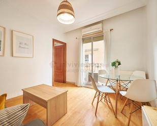 Living room of Flat for sale in  Madrid Capital  with Air Conditioner, Heating and Balcony