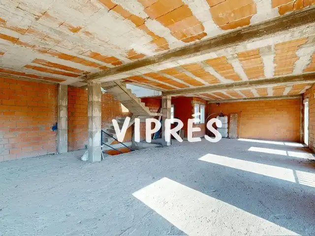 Pis amb terrassa en venda a Arroyo de la Luz, imagen 2