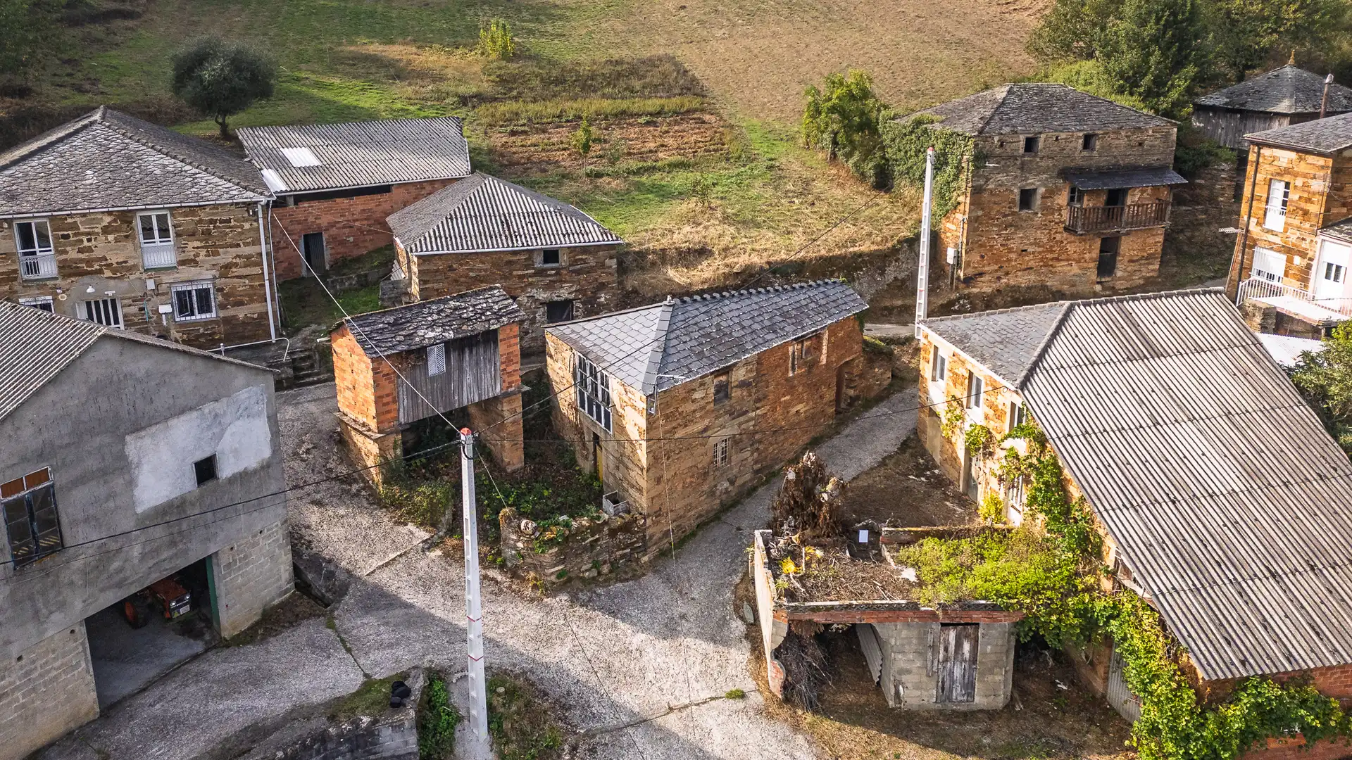 Vista exterior de Finca rústica en venda en Ribeira de Piquín