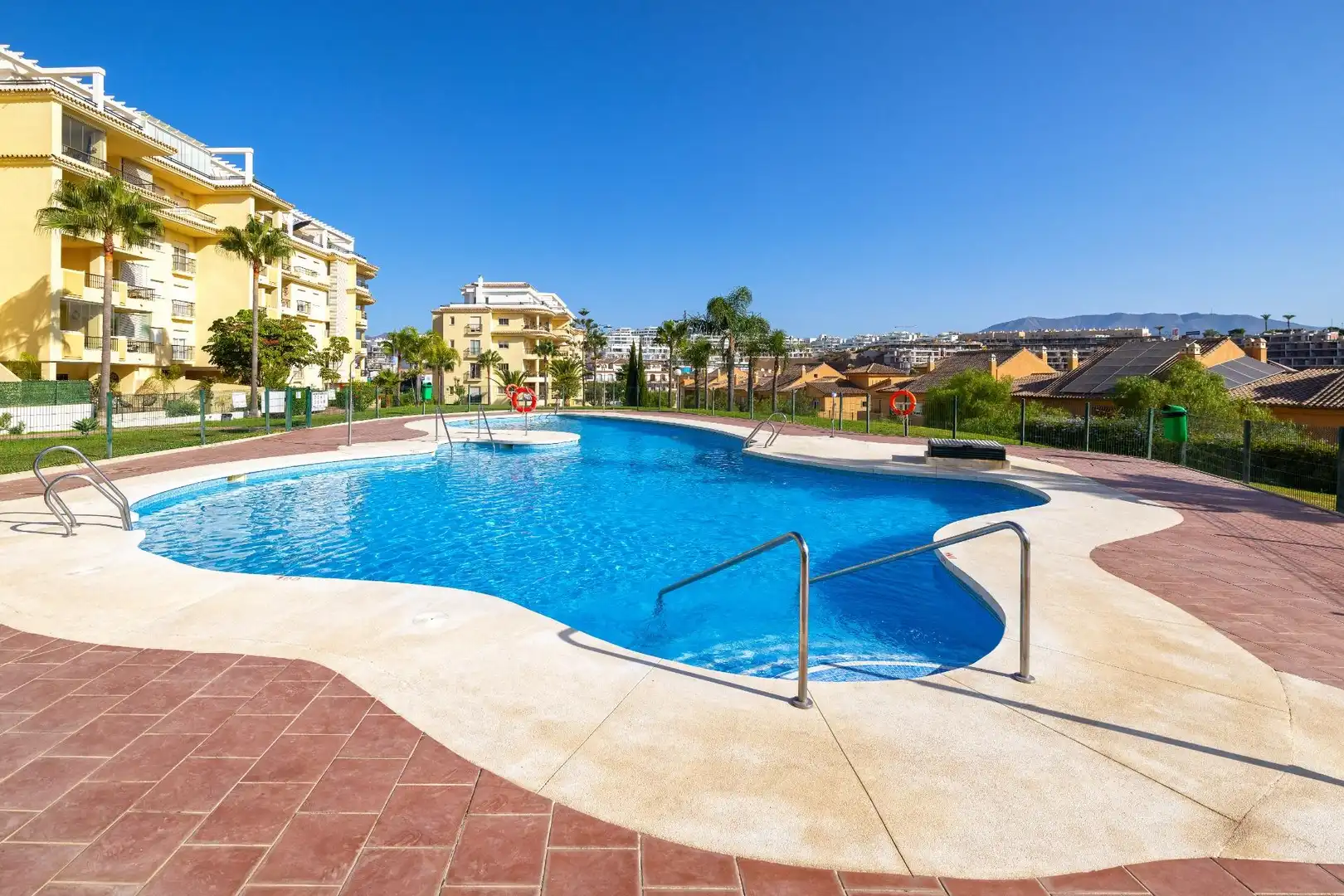 Swimming pool of Flat for sale in Mijas  with Air Conditioner, Terrace and Storage room