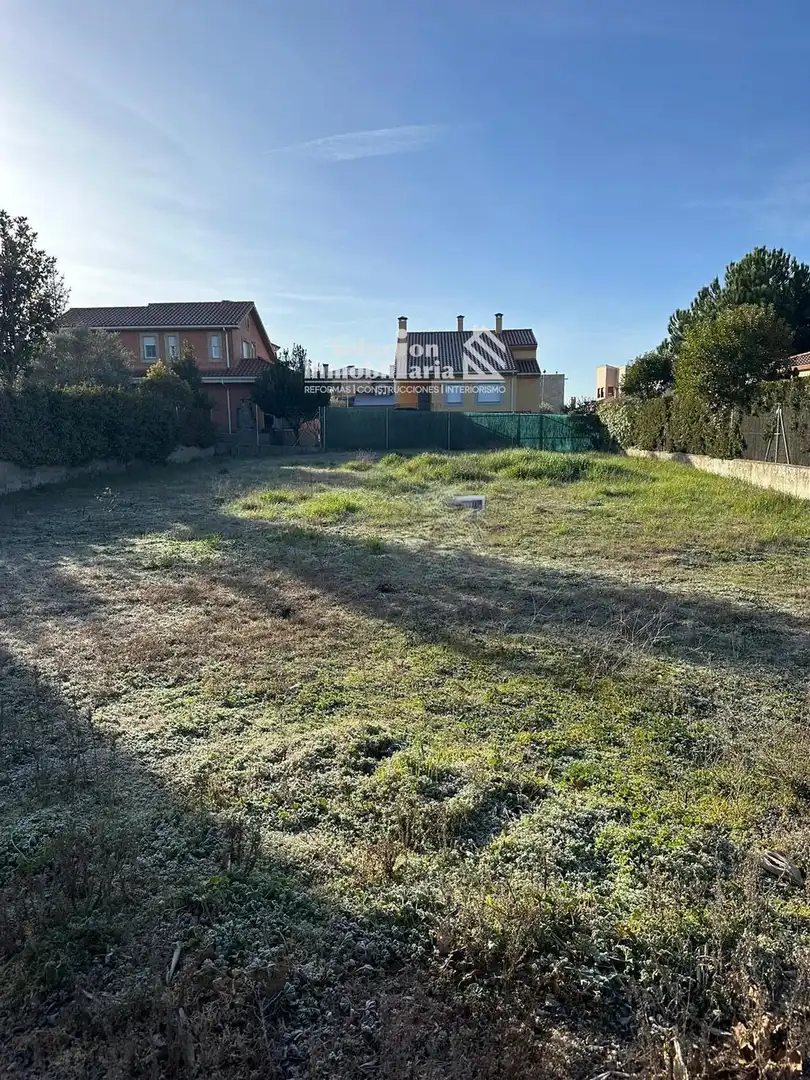 Residential land for sale in Villamayor, imagen 5