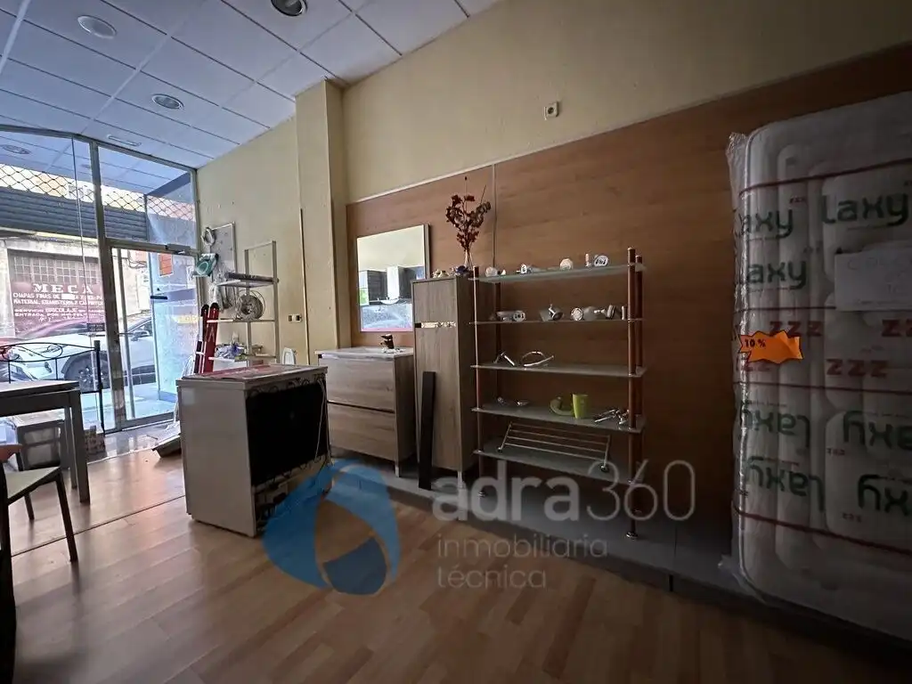 Locale commerciale in vendita a La cigüeña, imagen 4