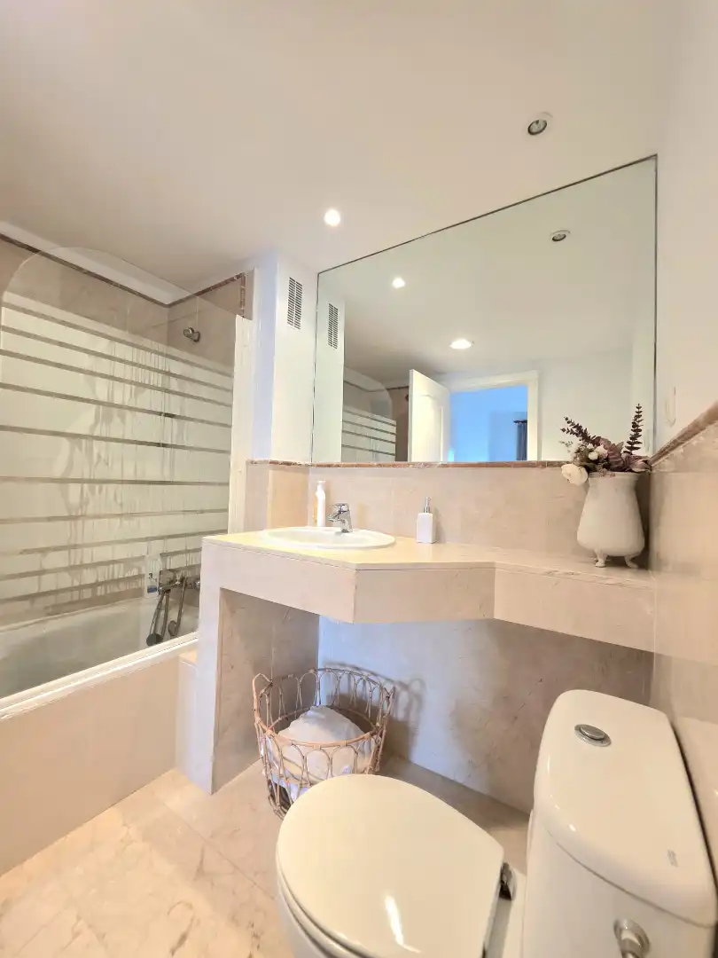 Badezimmer von Maisonette zum Verkauf in Alcúdia mit Klimaanlage, Heizung und Privatgarten