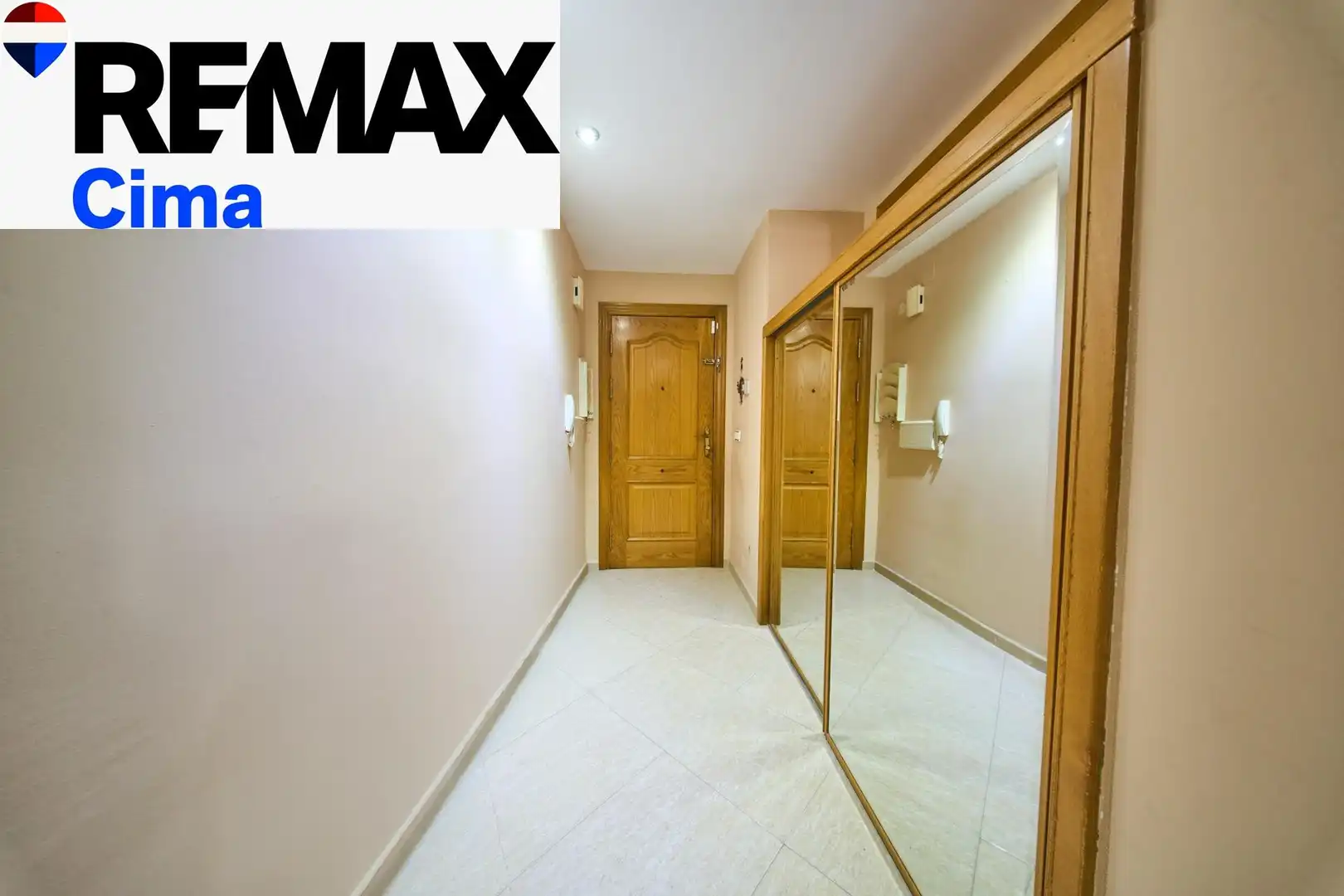 Piso en venta en Baza, Granada