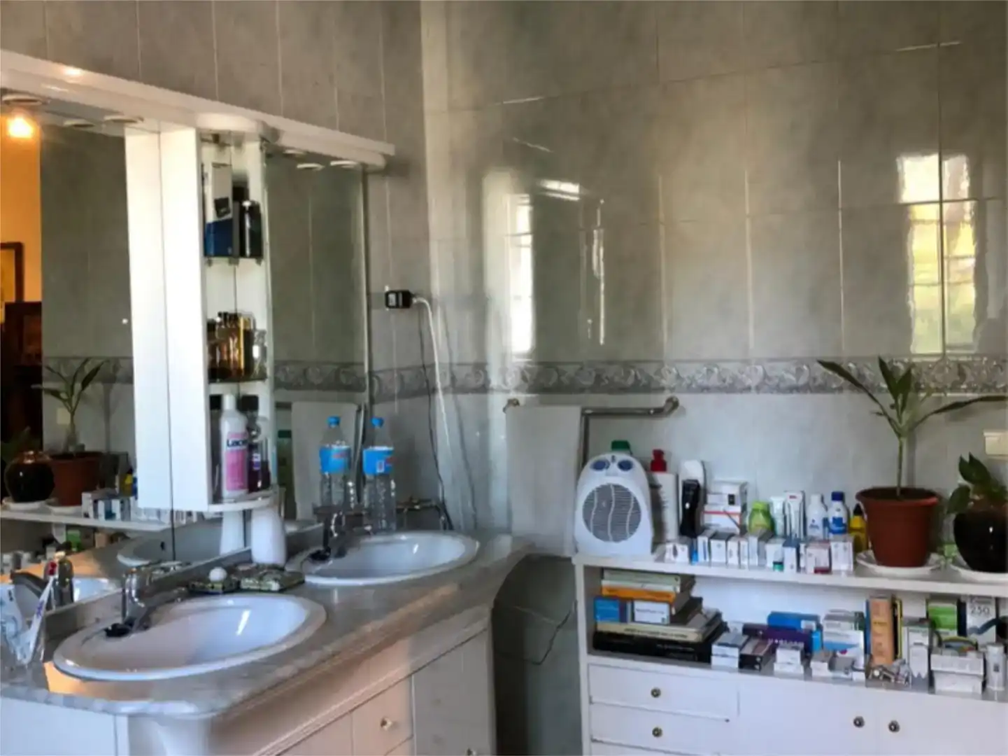 Bany de Casa o xalet en venda en Granollers amb Aire condicionat, Jardí privat i Moblat