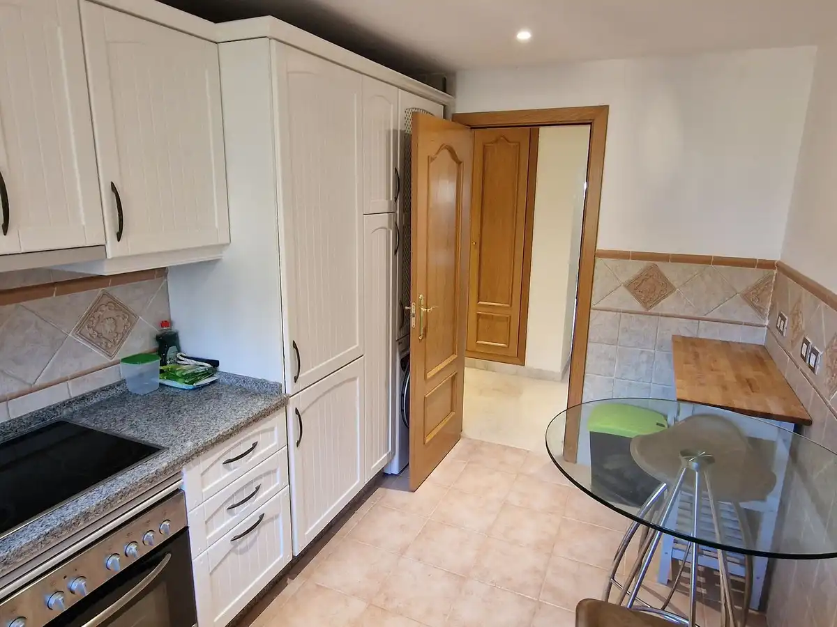 Kitchen of Flat for rent in Benahavís  with Air Conditioner, Private garden and Terrace