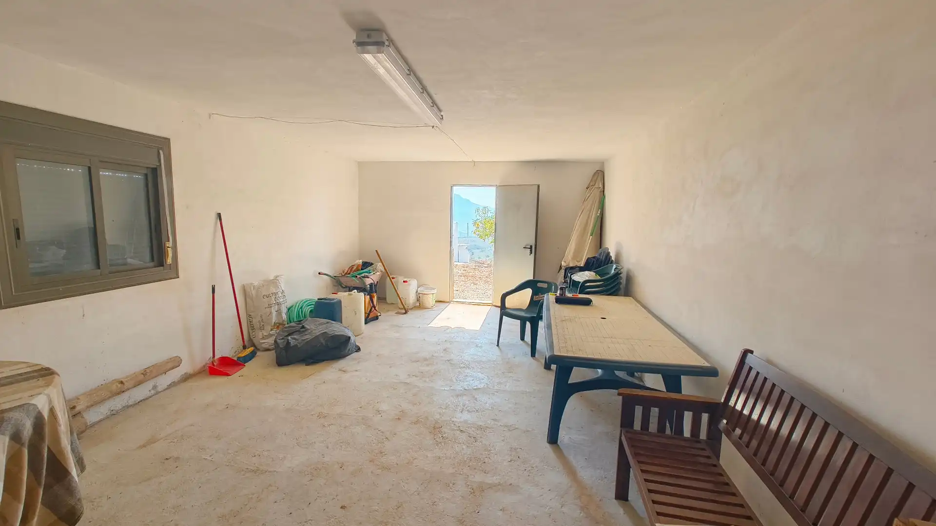 Finca rústica en venda en Turón amb Jardí privat