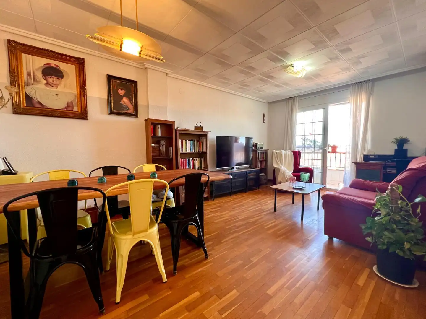 Comedor de Piso en venta en Tavernes Blanques con Aire acondicionado, Calefacción y Parquet