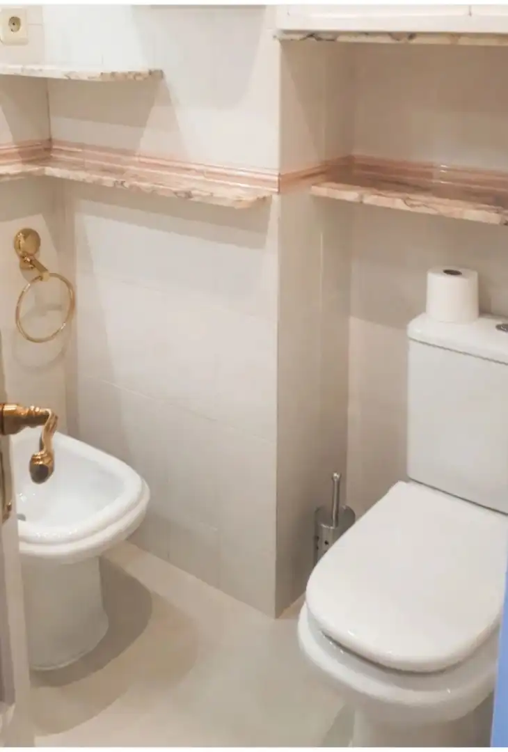 Bathroom of Flat for rent in Latina