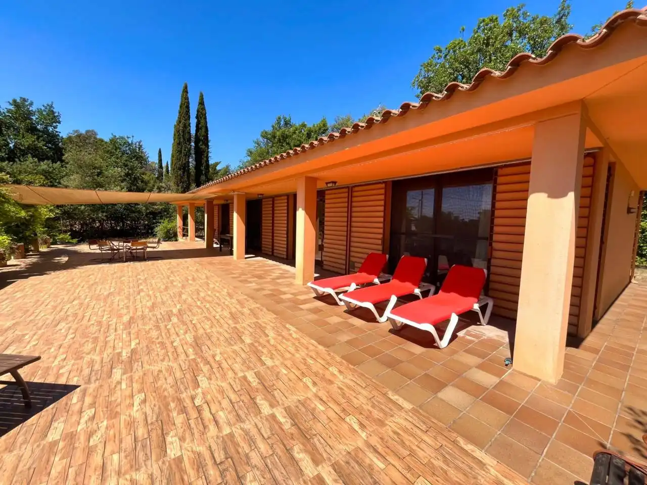 Terrasse von Haus oder Chalet zum Verkauf in Bescanó mit Klimaanlage, Heizung und Privatgarten