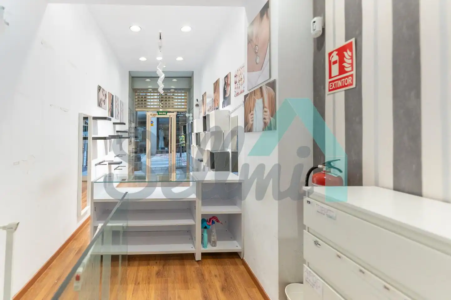 Local comercial en venda a Calle González del Valle, imagen 5
