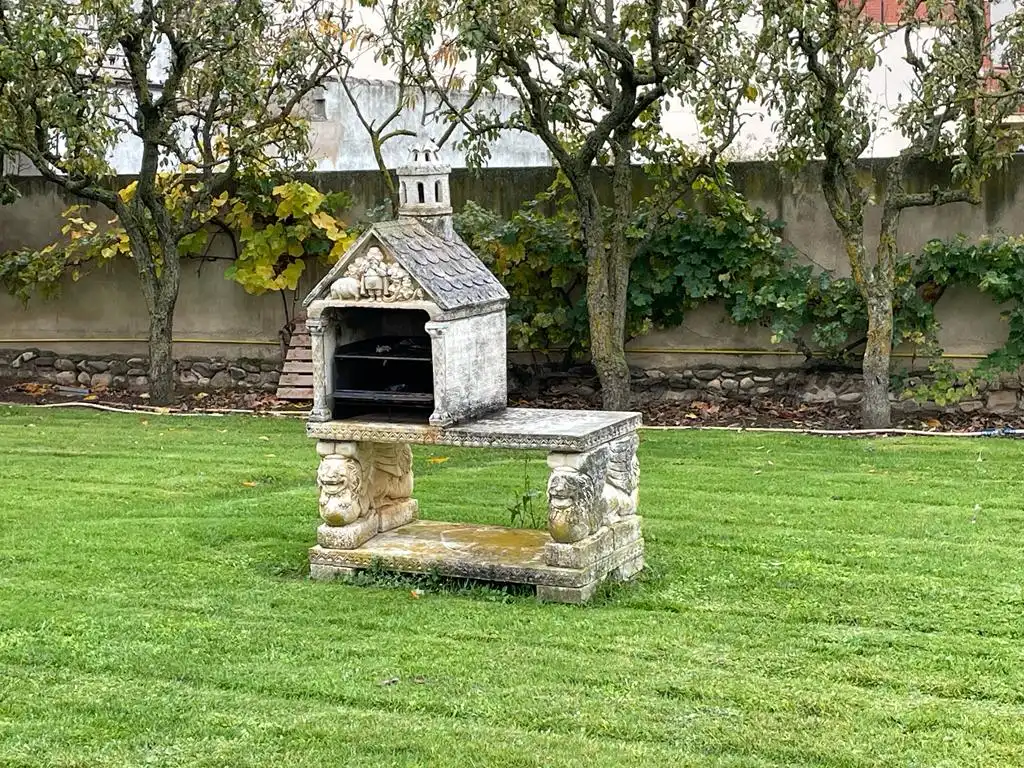 Jardí de Casa o xalet en venda en Castañares de Rioja amb Calefacció, Jardí privat i Parquet