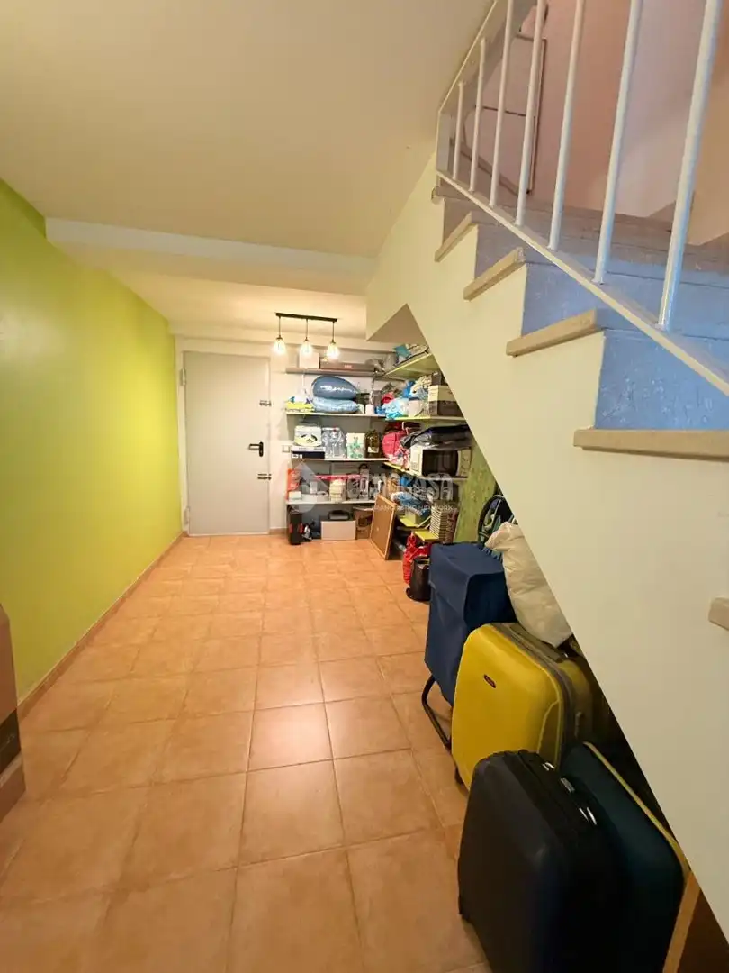 Casa adosada en venta en Alcalá de Guadaira con Aire acondicionado y Terraza