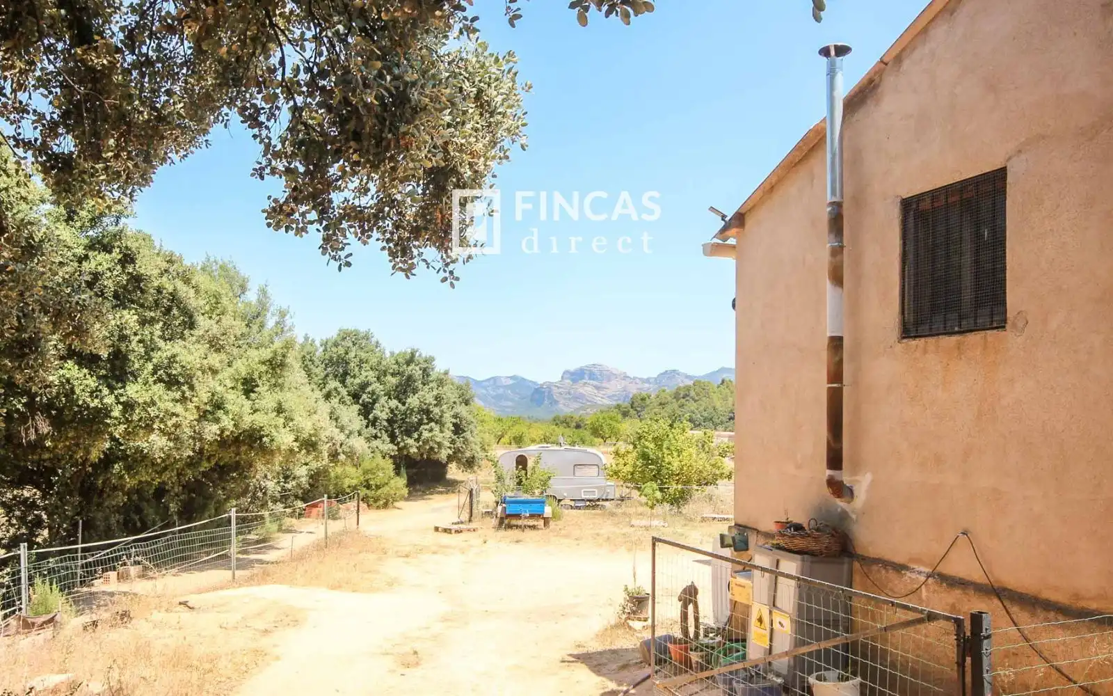 Exterior view of Country homes for sale in Cretas  with Air Conditioner
