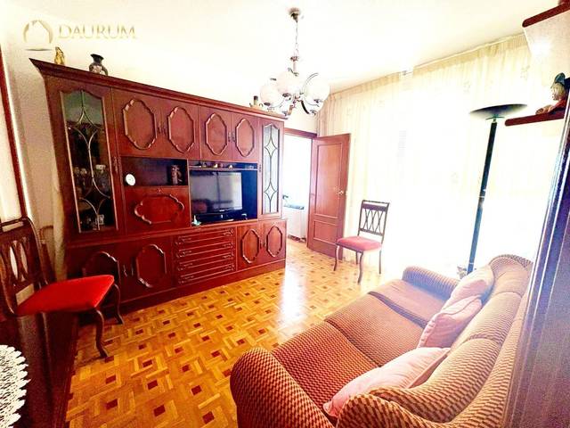 Piso en Venta en CAMINO DE PERALES en San Fermín