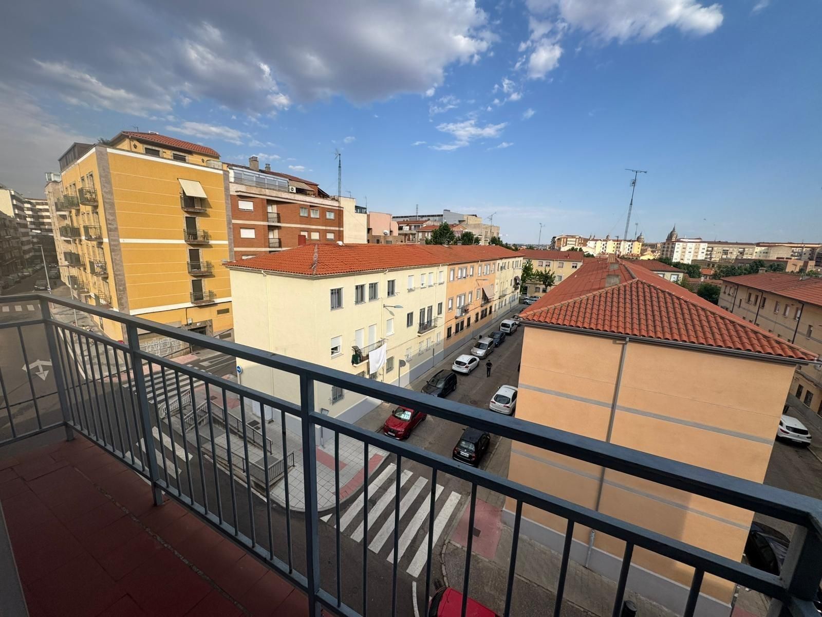 Vista exterior de Pis en venda en Salamanca Capital amb Calefacció, Parquet i Terrassa