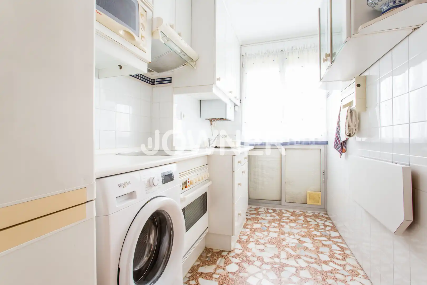 Kitchen of Flat for rent in Madrid  with Air Conditioner, Heating and Terrace