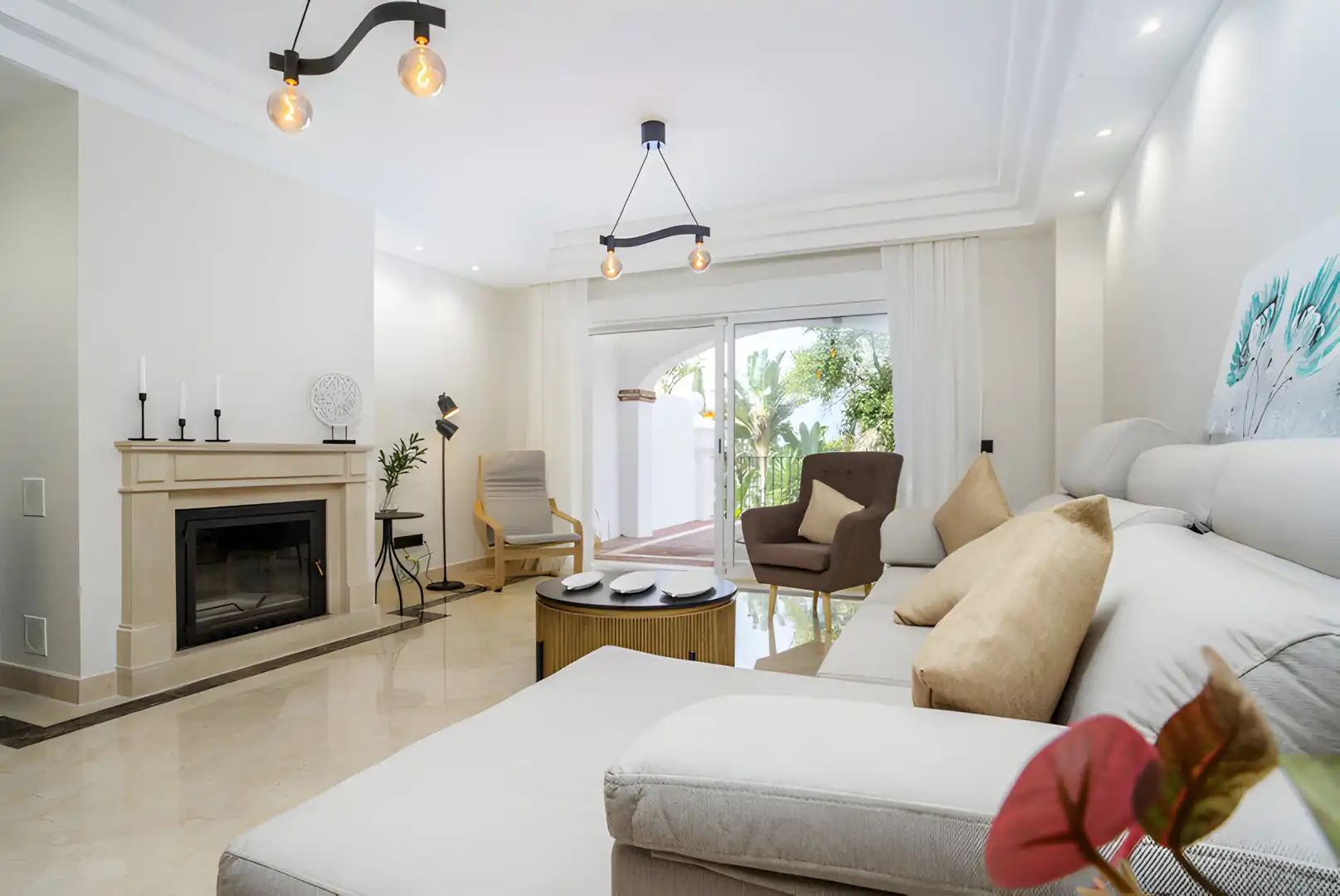 Sala de estar de Apartamento en venta en Marbella con Aire acondicionado, Terraza y Piscina