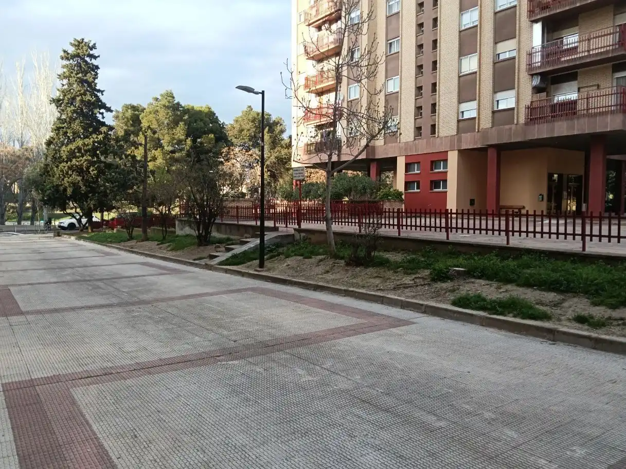 Exterior view of Flat for sale in Zaragoza  with Heating, Terrace and Furnished