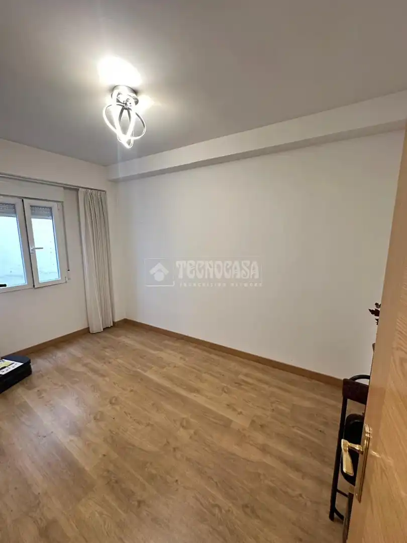 Habitación de Piso en venta en Madrid con Aire acondicionado y Calefacción
