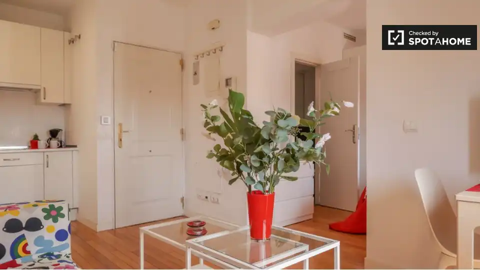 Flat with terrace to rent in Latina, imagen 4