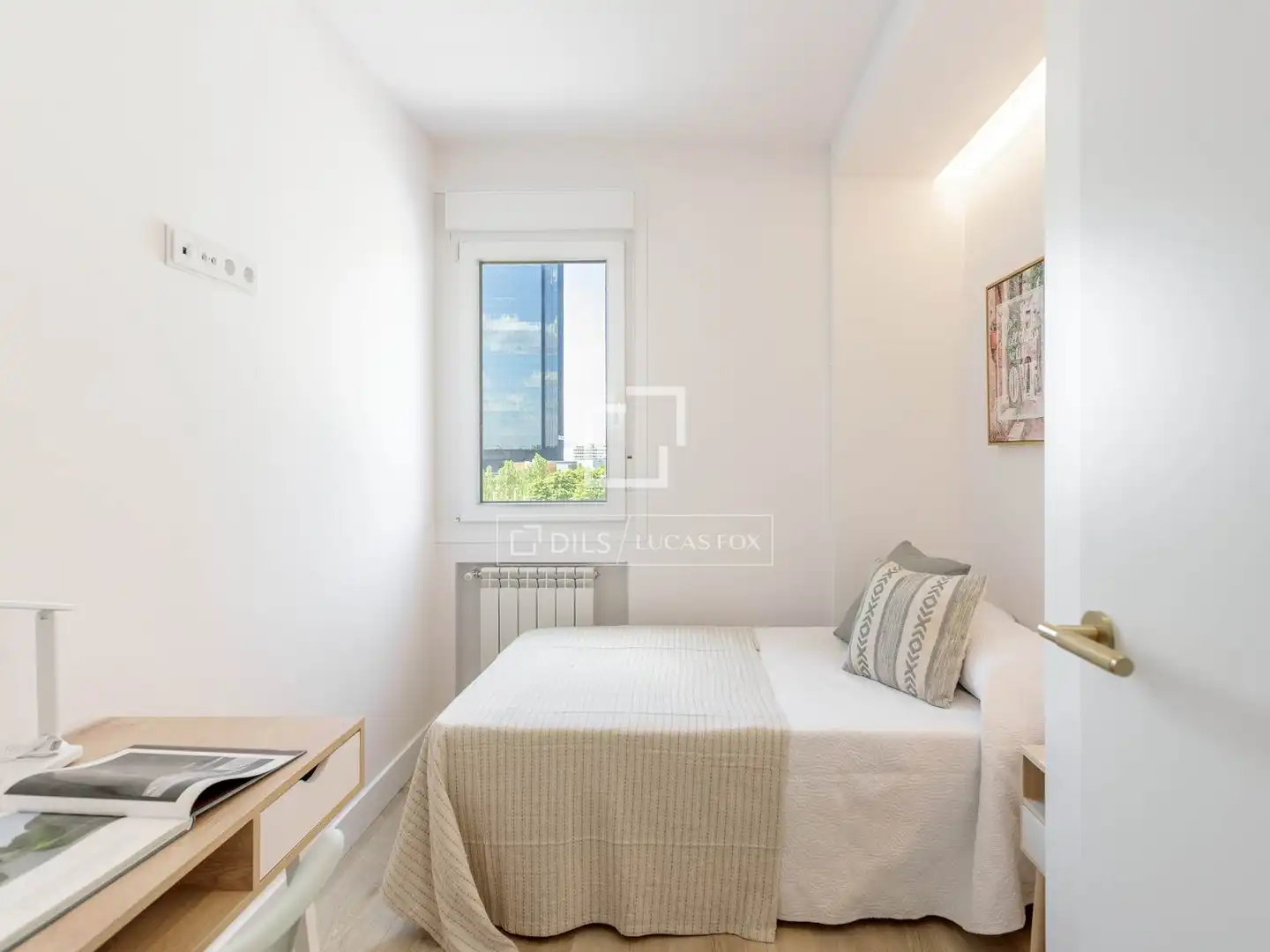 Bedroom of Flat for rent in Madrid  with Air Conditioner and Furnished