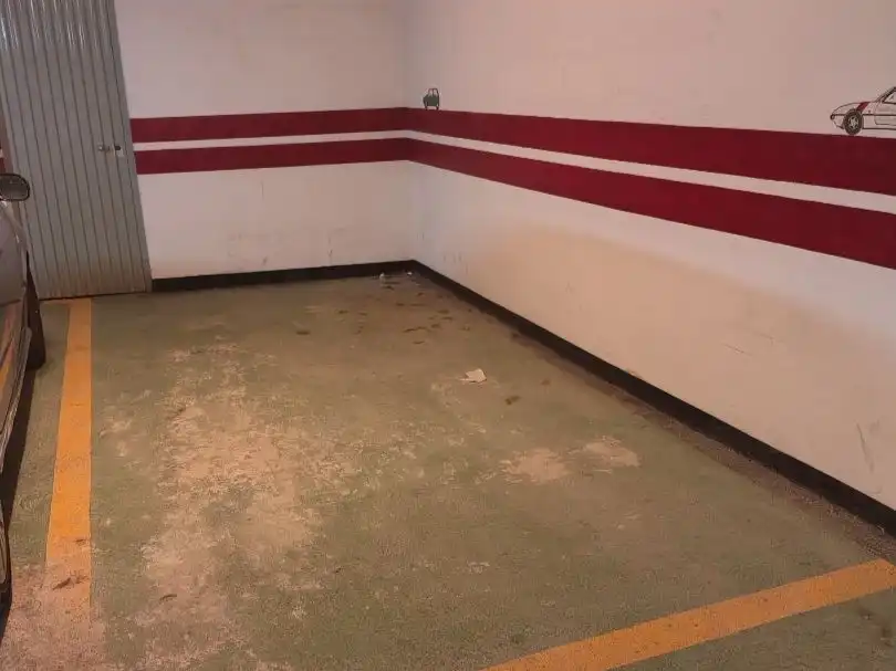 Garage for rent in Arenal - La Pólvora