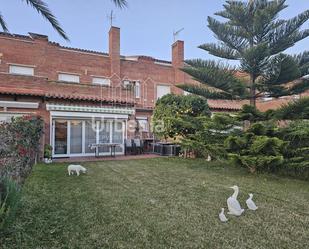 Jardí de Casa o xalet en venda en Sant Vicenç de Montalt amb Calefacció, Jardí privat i Terrassa