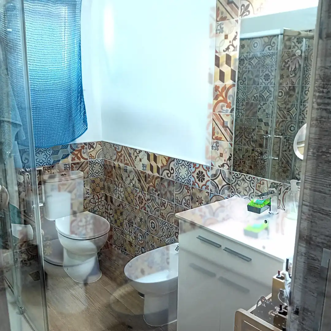 Baño de Casa o chalet en venta en Algeciras con Terraza, Trastero y Piscina