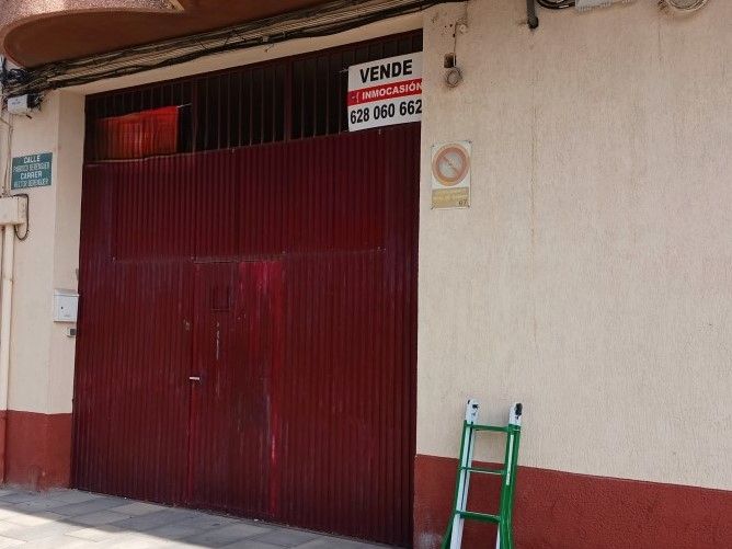Vista exterior de Local en venda en Real de Gandia