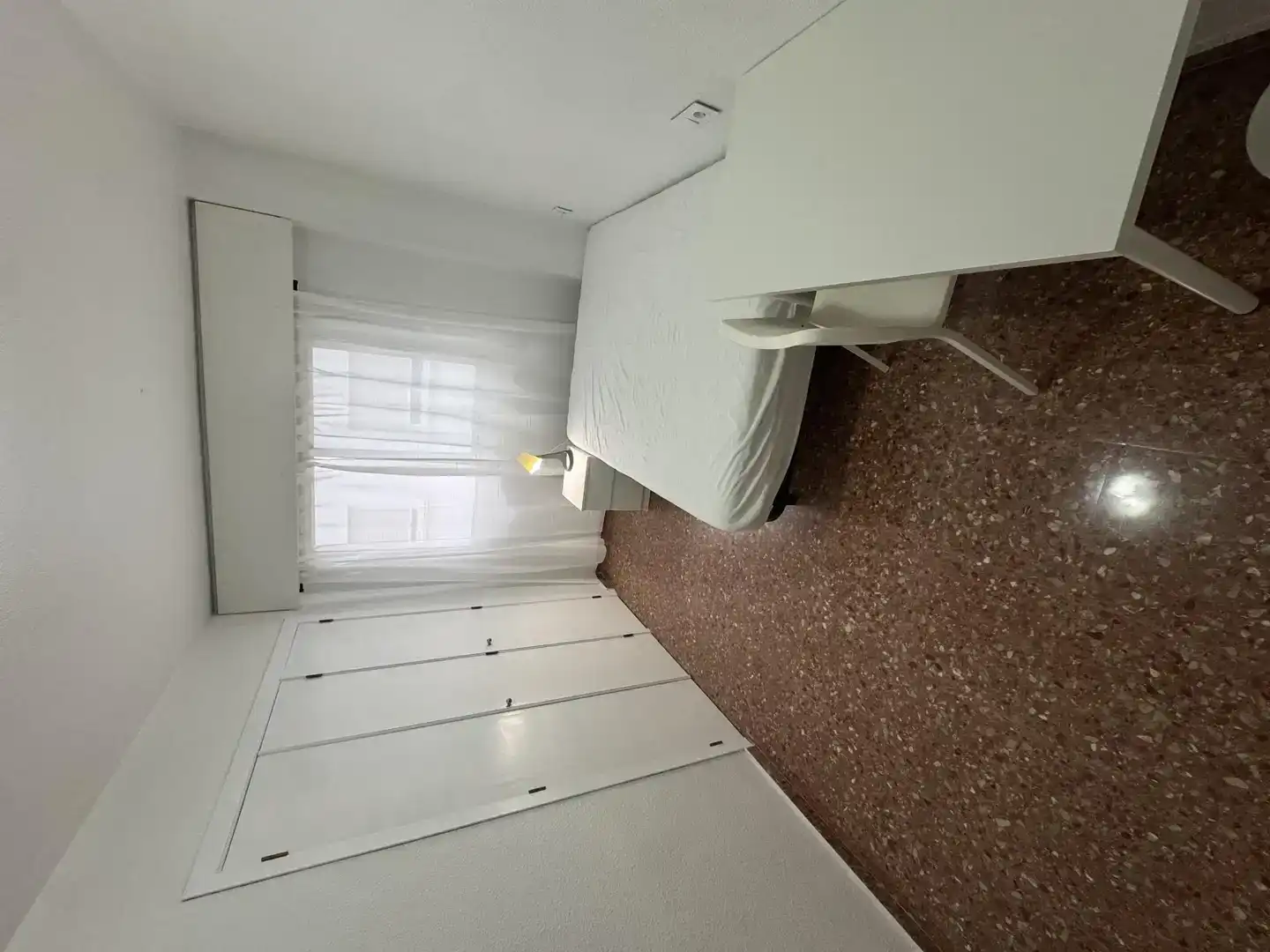 Bedroom of Flat for rent in  Valencia Capital  with Balcony