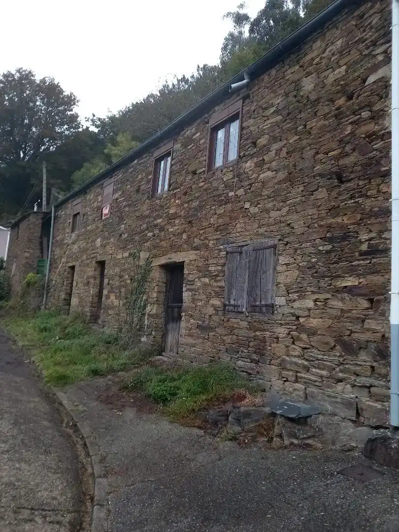 Vista exterior de Casa adosada en venta en Taramundi, Asturias