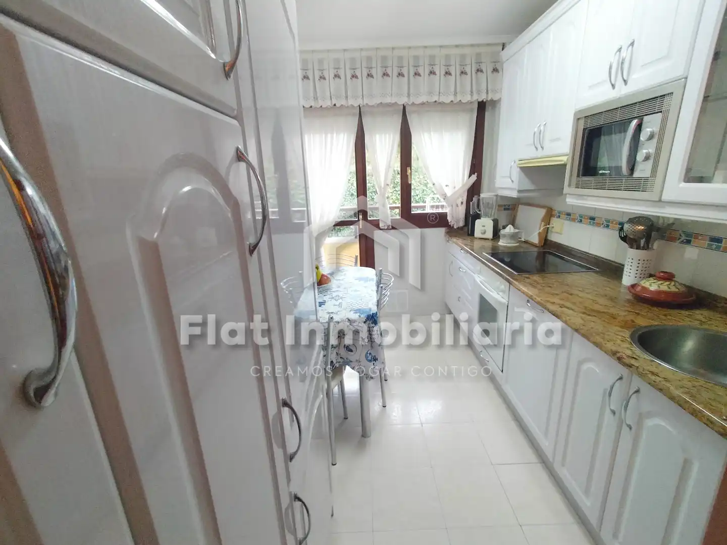 Flat with terrace for sale in Calle el Hoyo, imagen 2