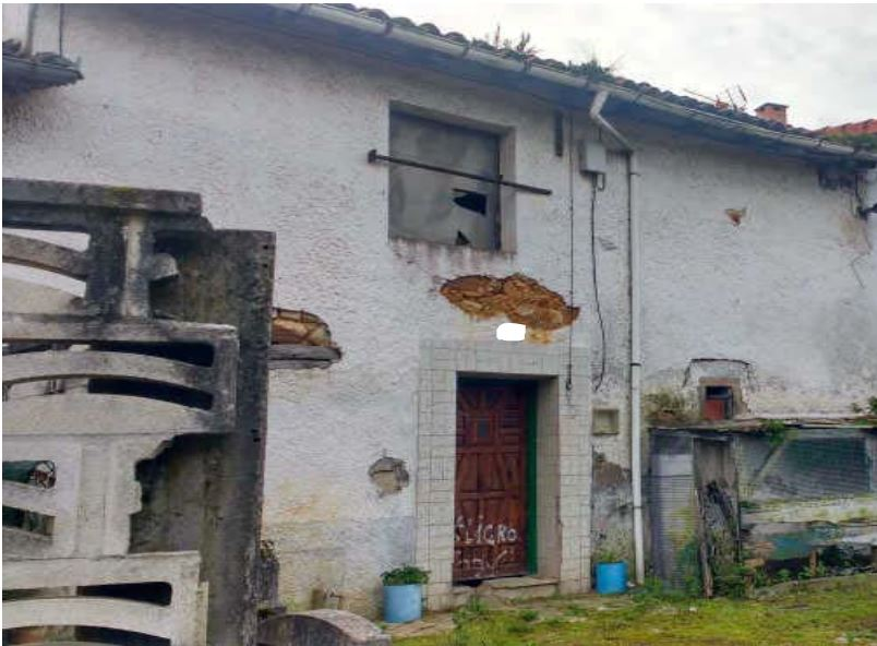 Exterior view of House or chalet for sale in Torrelavega 
