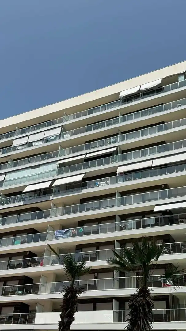 Vista exterior de Apartamento en venta en Oropesa del Mar / Orpesa con Aire acondicionado, Calefacción y Terraza