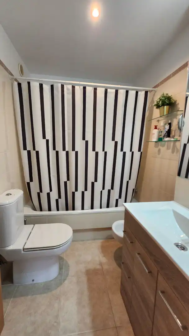Baño de Piso en venta en Miño con Calefacción y Trastero