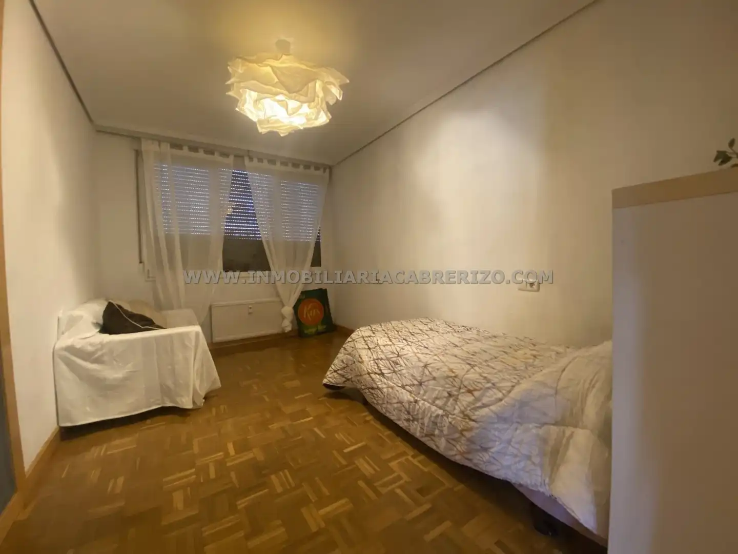 Habitación de Piso en venta en Barañáin / Barañain con Calefacción, Parquet y Horno